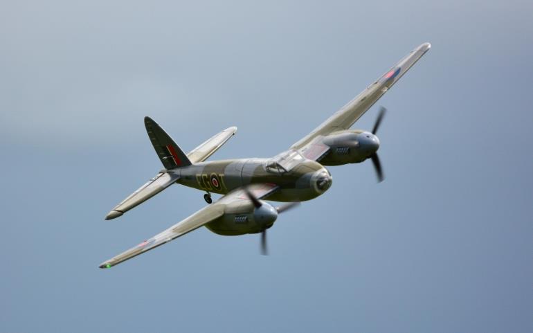 FREEWING de Havilland DH.98 Mosquito- PNP RC airplane