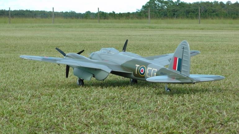 FREEWING de Havilland DH.98 Mosquito- PNP RC airplane