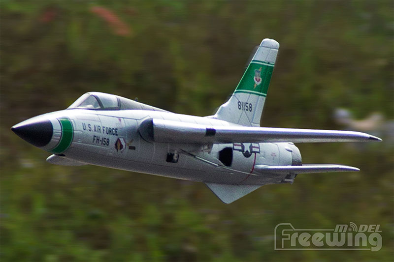 Freewing F-105 Thunderchief 64mm Jet 3S RC Airplane